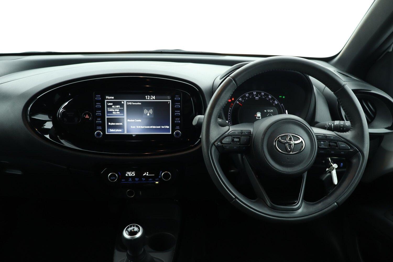 Used Toyota Aygo X 2023 for sale - 76675876: Photo 6