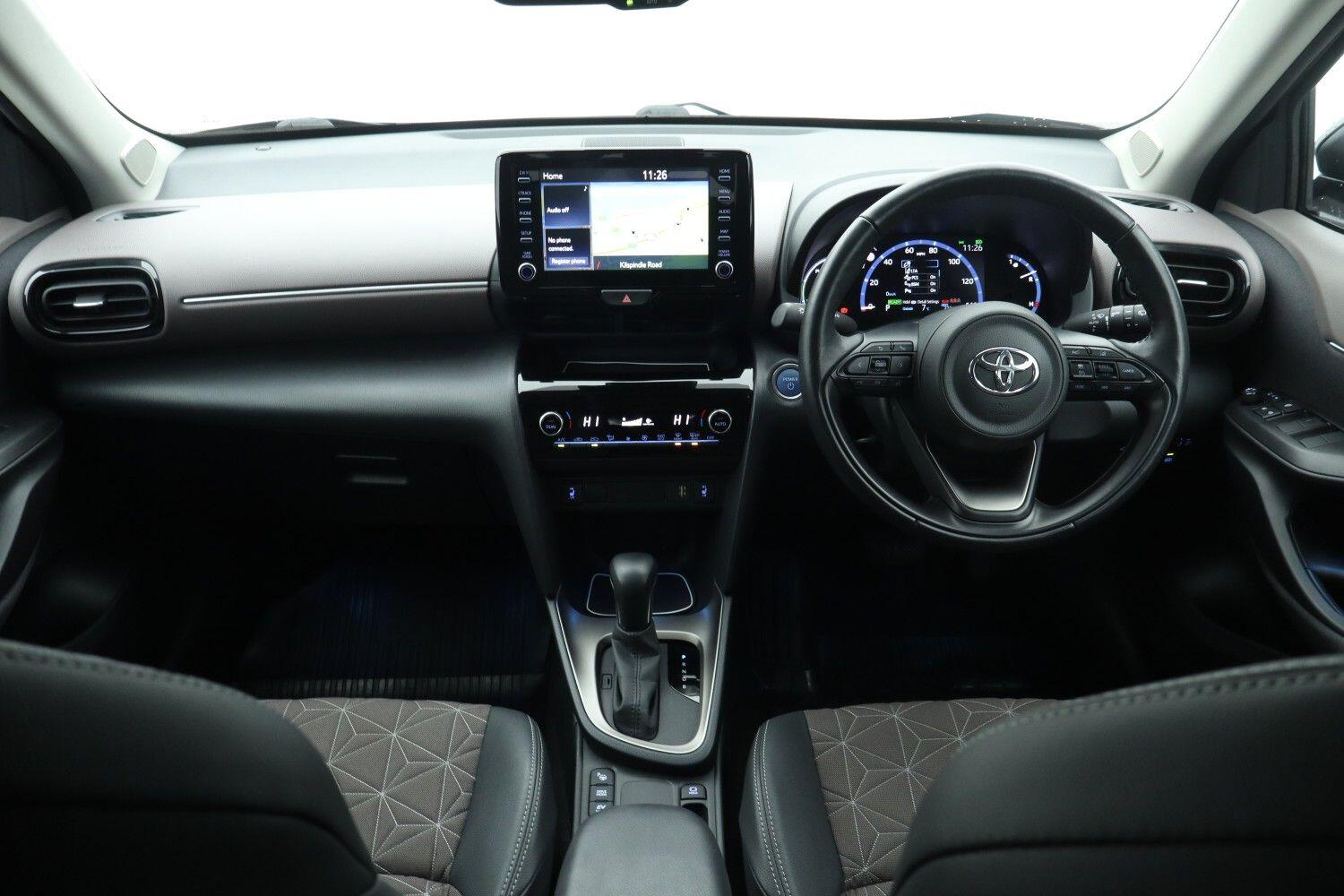 Used Toyota Yaris Cross 2023 for sale - 77350337: Photo 5