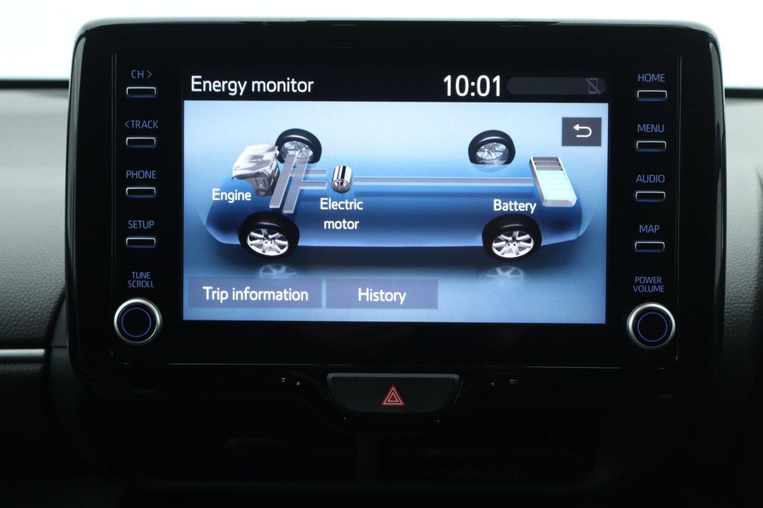 Used Toyota Yaris Cross 2023 for sale - 77323758: Photo 8