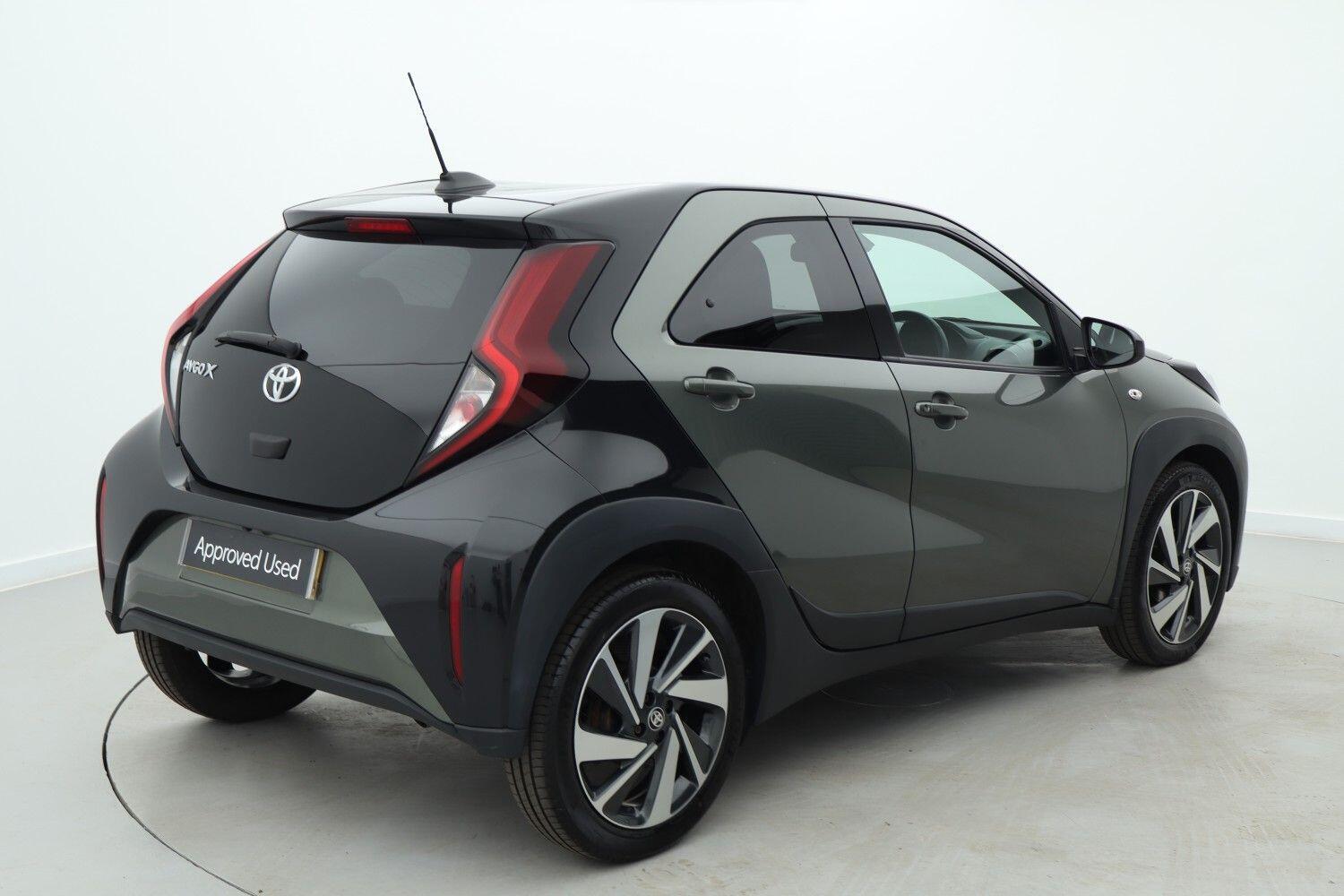 Used Toyota Aygo X 2022 for sale - 76673957: Photo 2