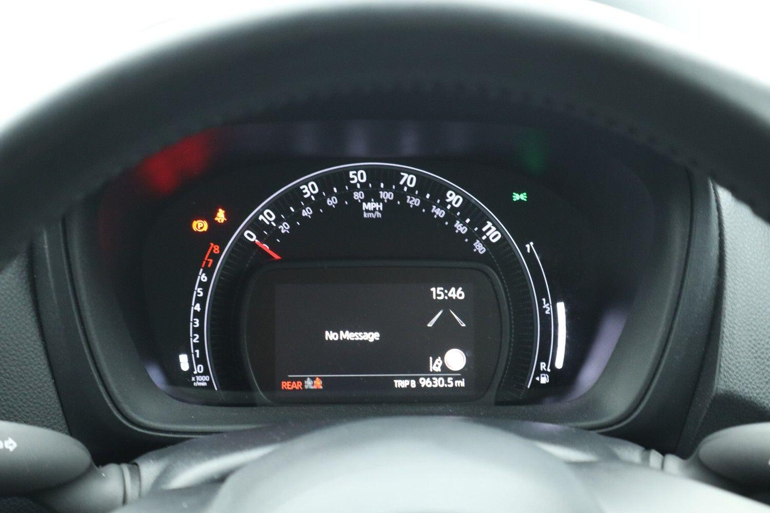 Used Toyota Aygo X 2022 for sale - 76673957: Photo 9