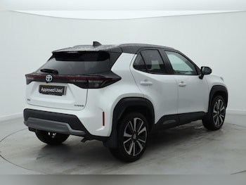 Used Toyota Yaris Cross 2022 for sale - 76674111: Photo