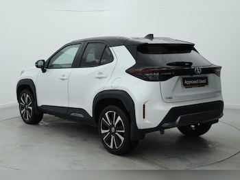 Used Toyota Yaris Cross 2022 for sale - 76674111: Photo