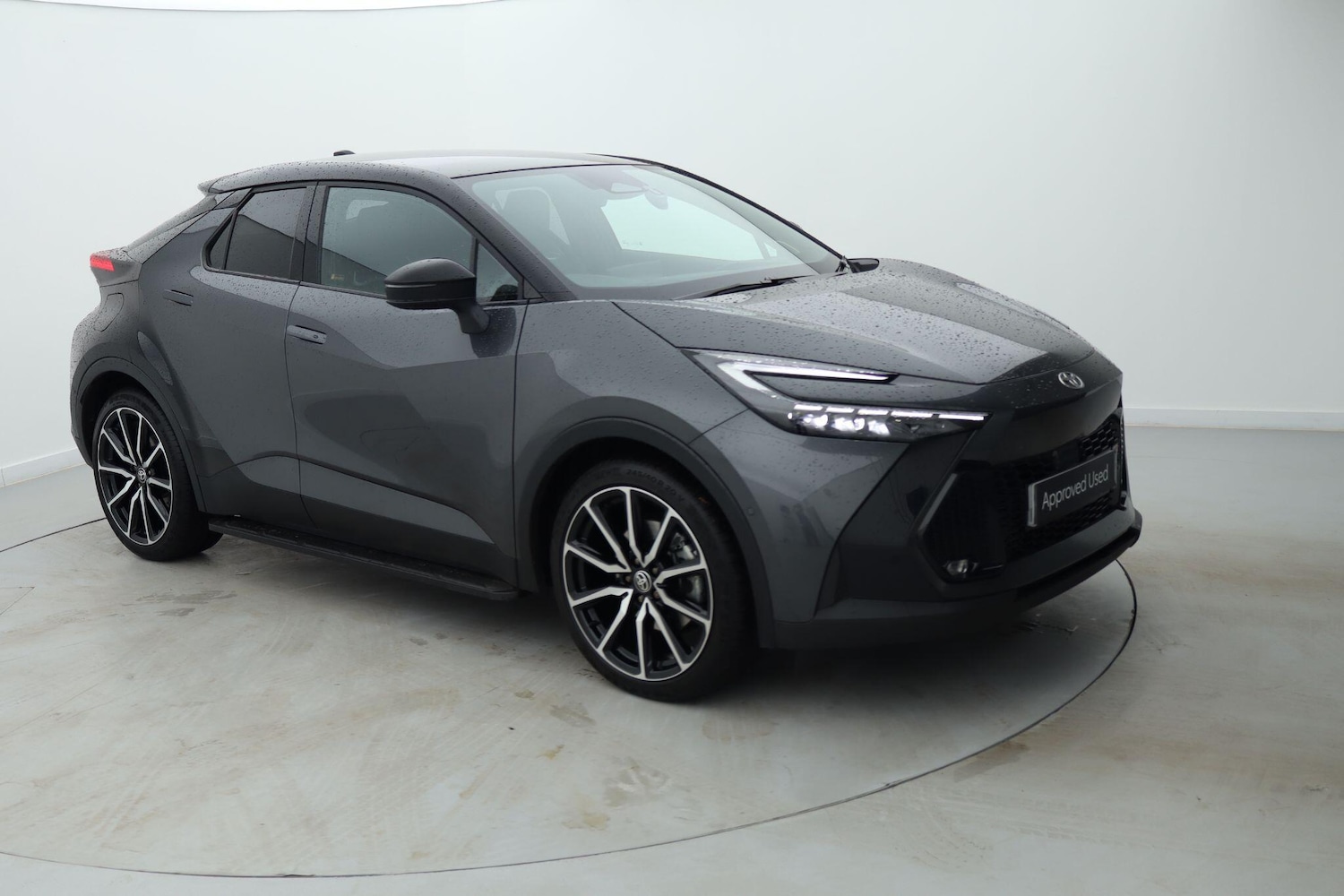 Used Toyota C-HR 2025 for sale - 76679889: Photo 1