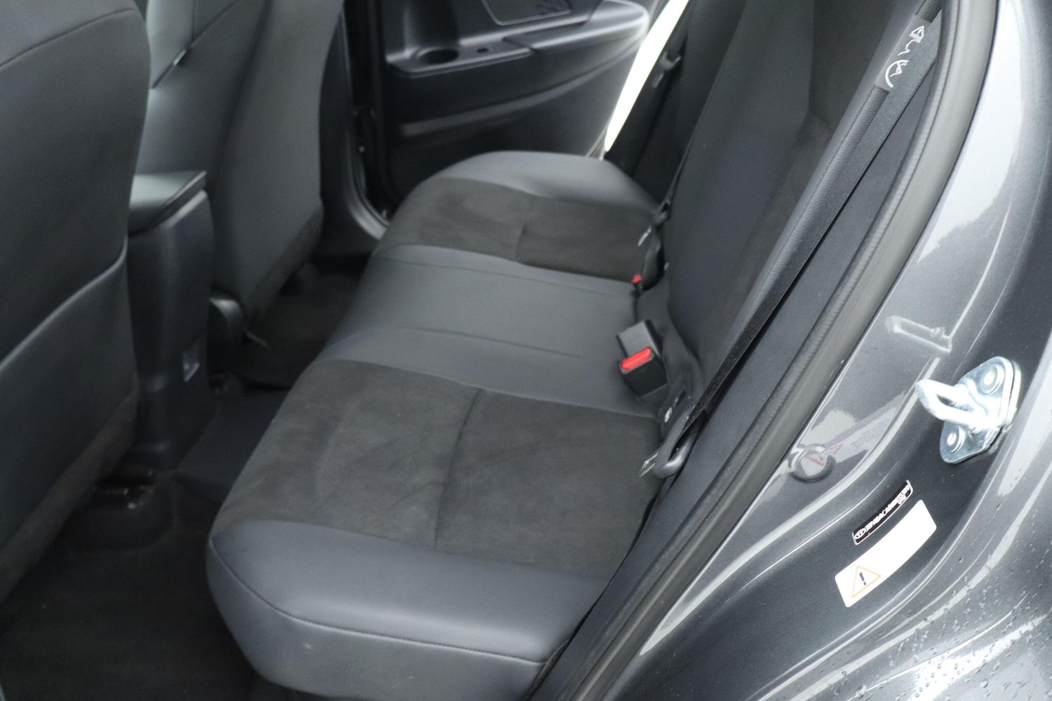 Used Toyota C-HR 2025 for sale - 76679889: Photo 10