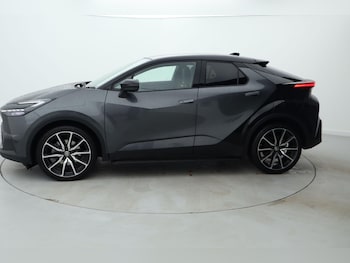 Used Toyota C-HR 2025 for sale - 76679889: Photo
