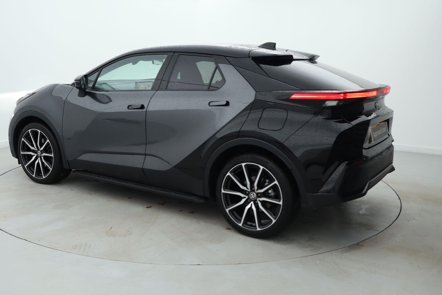 Used Toyota C-HR 2025 for sale - 76679889: Photo 5