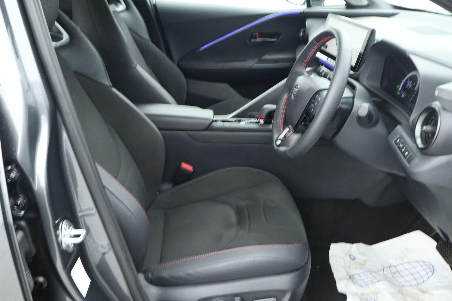 Used Toyota C-HR 2025 for sale - 76679889: Photo 9