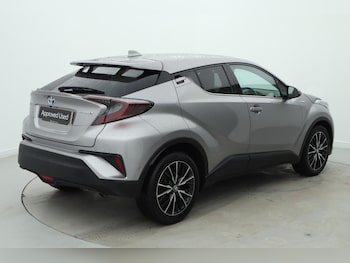 Used Toyota C-HR 2019 for sale - 76979744: Photo