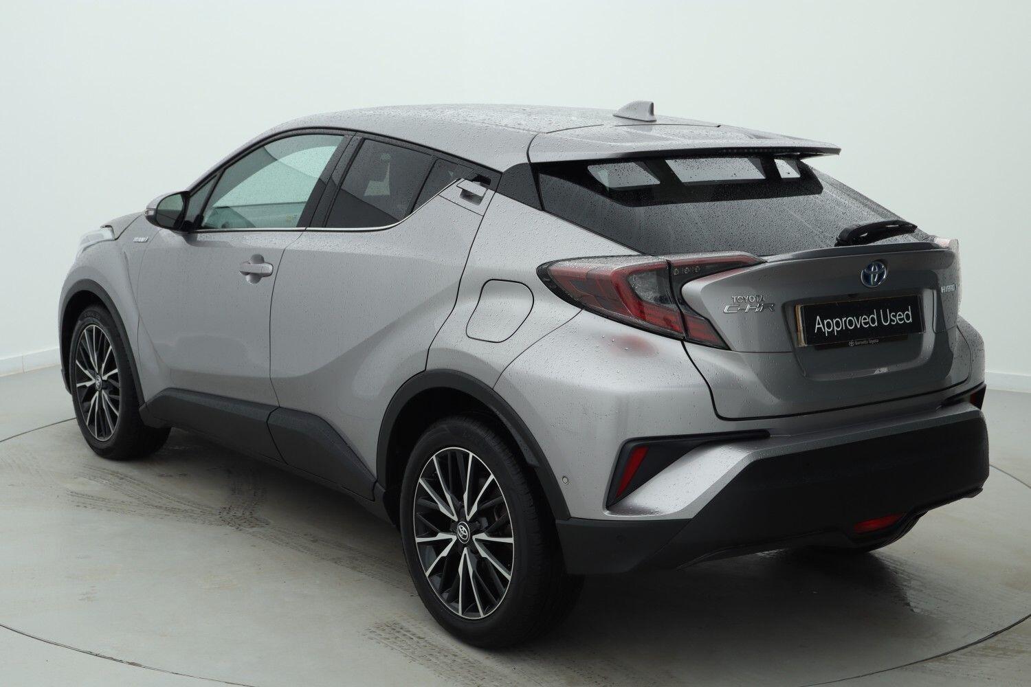 Used Toyota C-HR 2019 for sale - 76979744: Photo 4