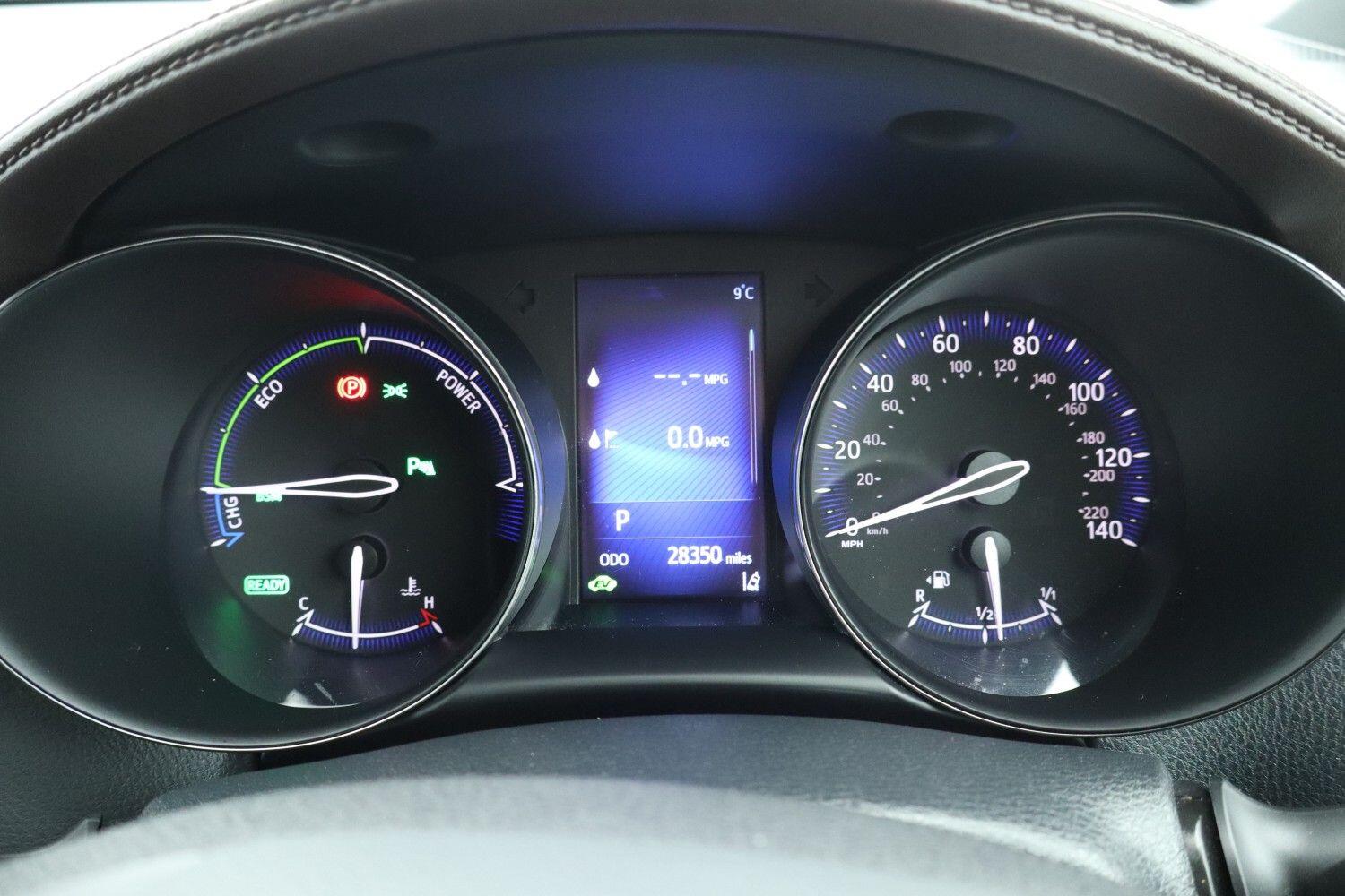 Used Toyota C-HR 2019 for sale - 76979744: Photo 9