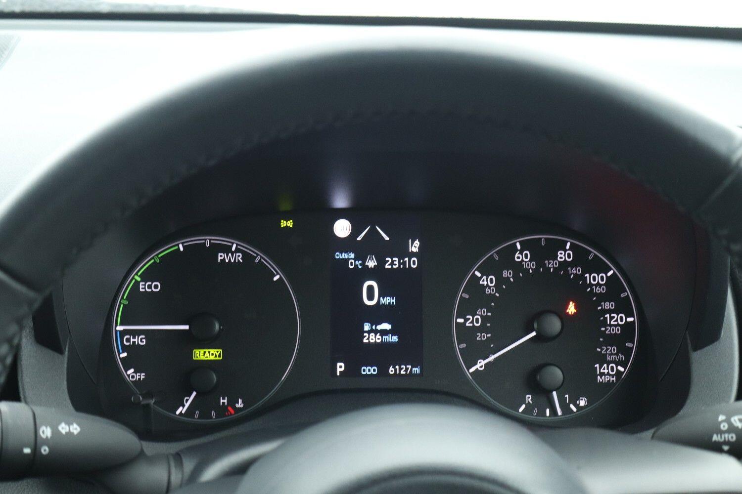 Used Toyota Yaris 2023 for sale - 77104050: Photo 9