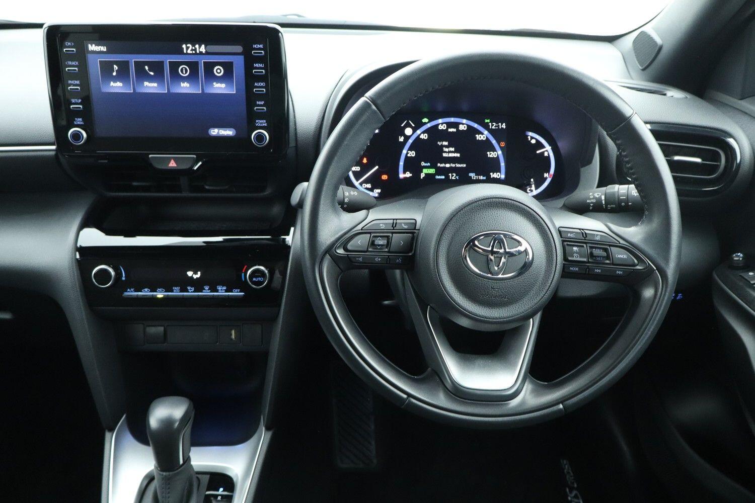 Used Toyota Yaris Cross 2023 for sale - 76675593: Photo 6