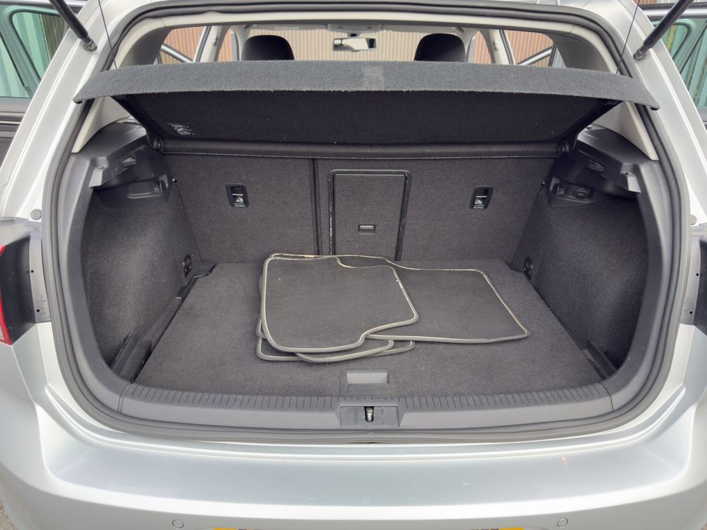 Used Volkswagen Golf 2014 for sale - 76420084: Photo 14