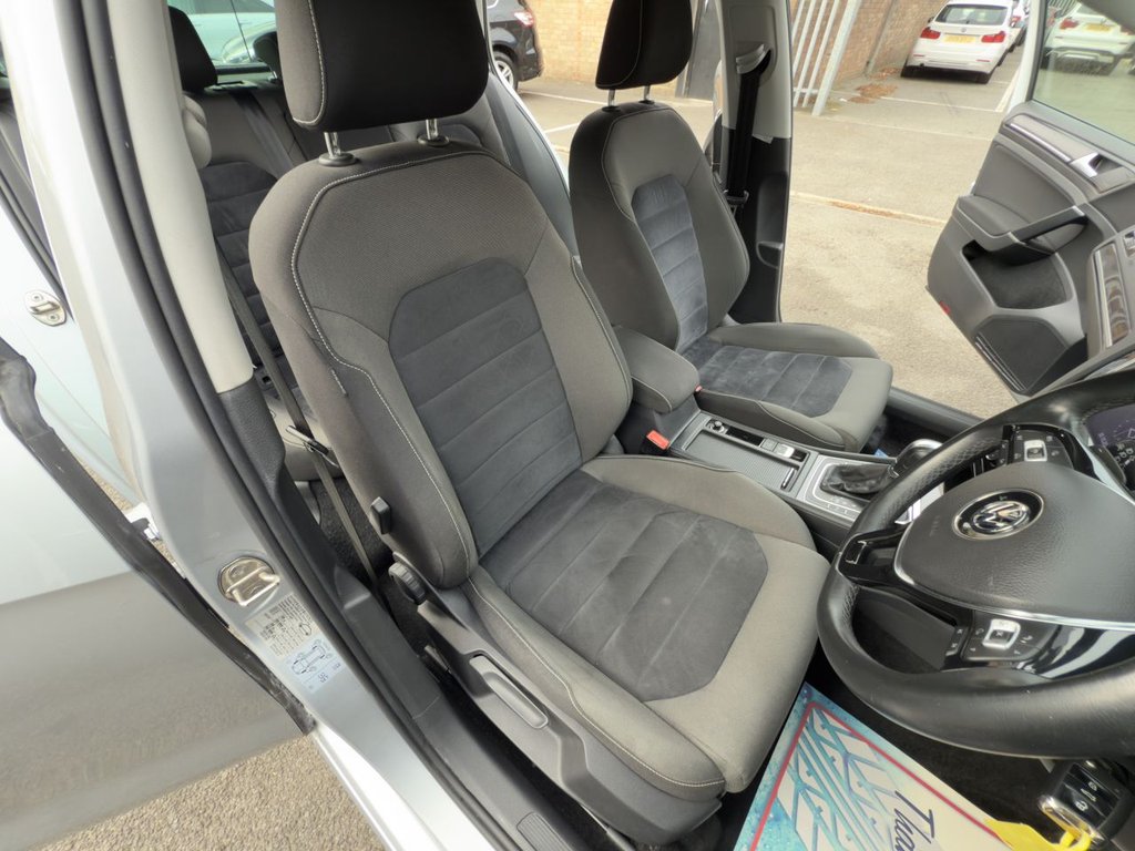 Used Volkswagen Golf 2014 for sale - 76420084: Photo 18