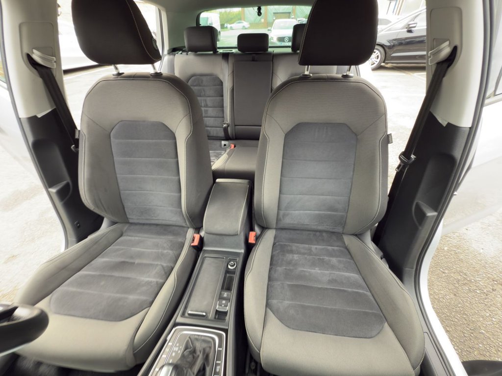 Used Volkswagen Golf 2014 for sale - 76420084: Photo 19