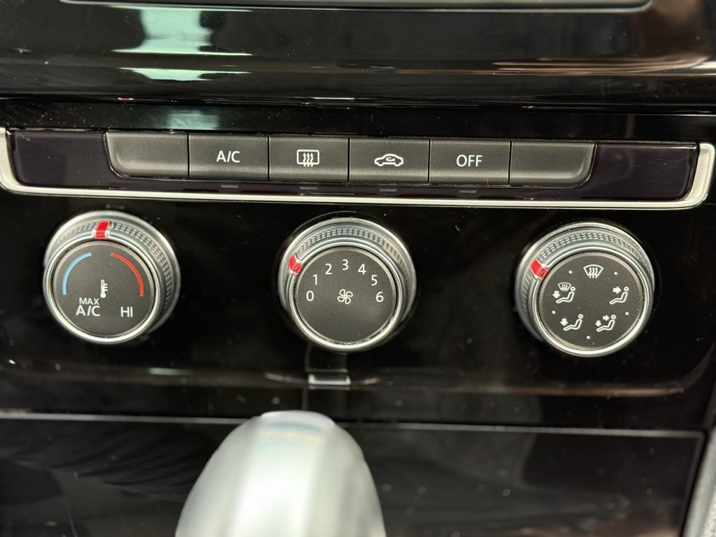 Used Volkswagen Golf 2014 for sale - 76420084: Photo 37