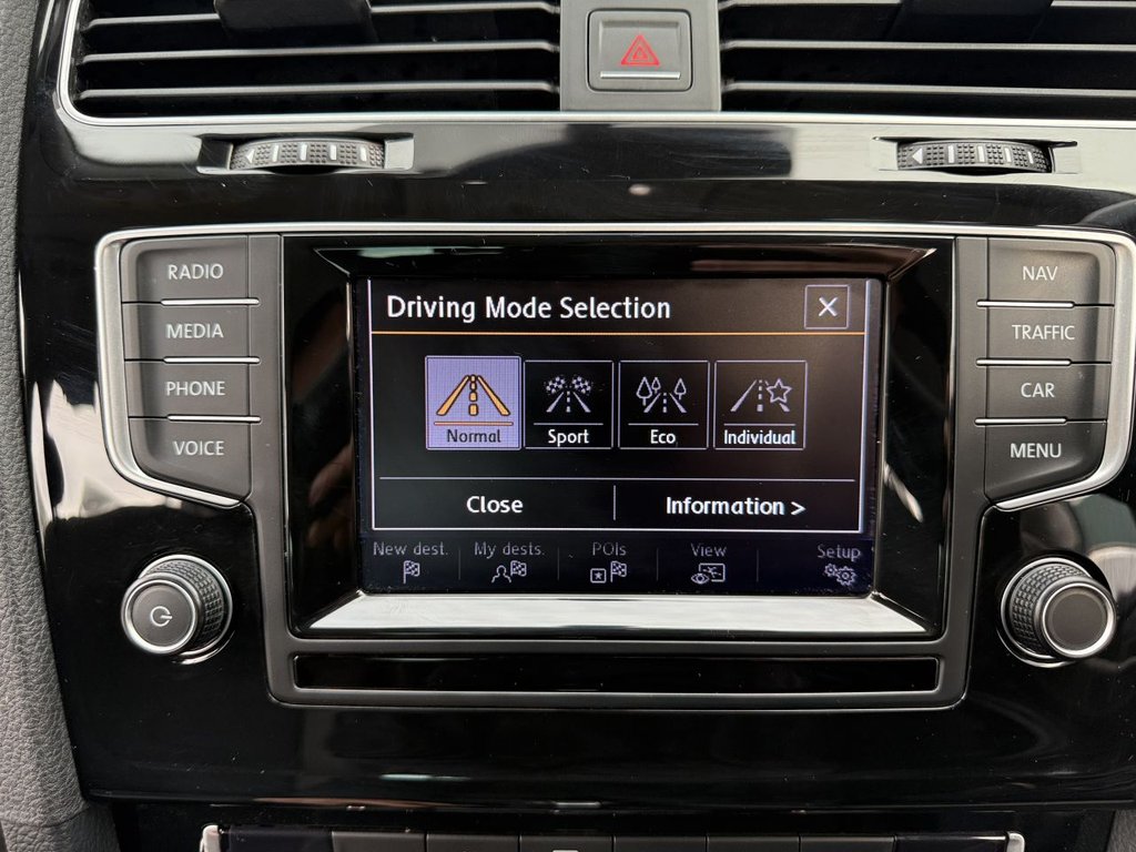 Used Volkswagen Golf 2014 for sale - 76420084: Photo 45