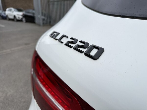 Used Mercedes-Benz GLC 2018 for sale - 76266760: Photo 20