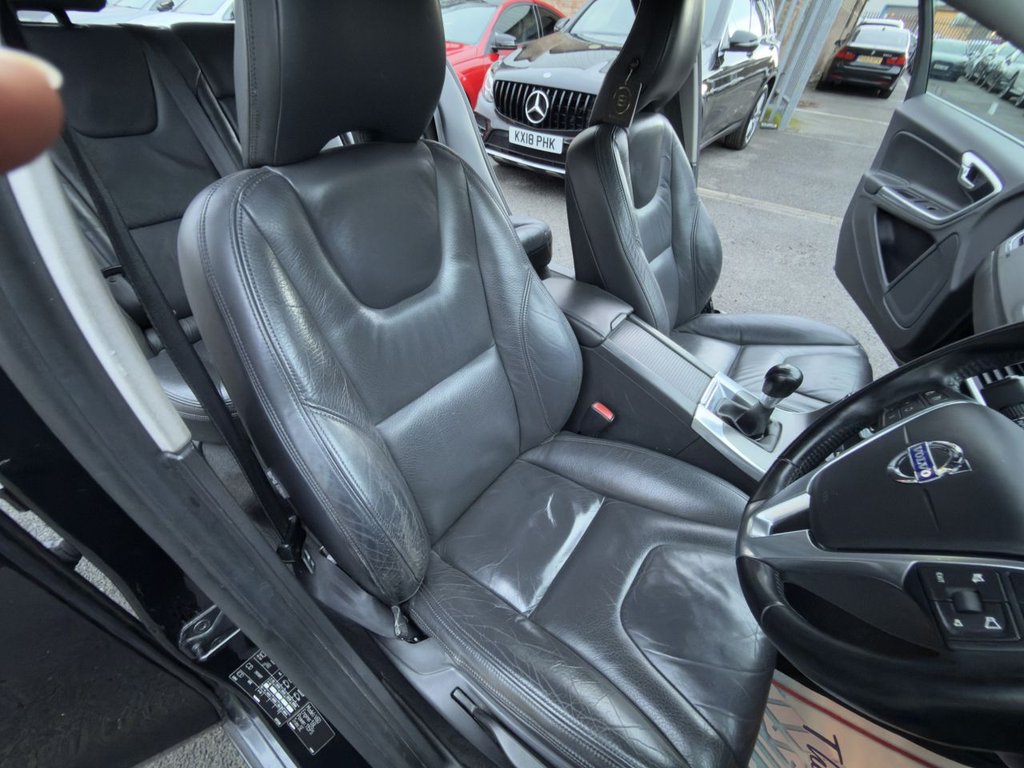 Used Volvo V60 2011 for sale - 76977428: Photo 16