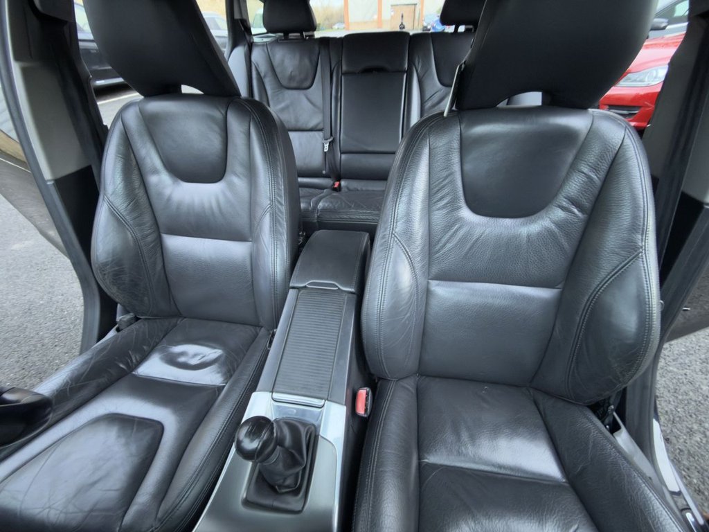 Used Volvo V60 2011 for sale - 76977428: Photo 17