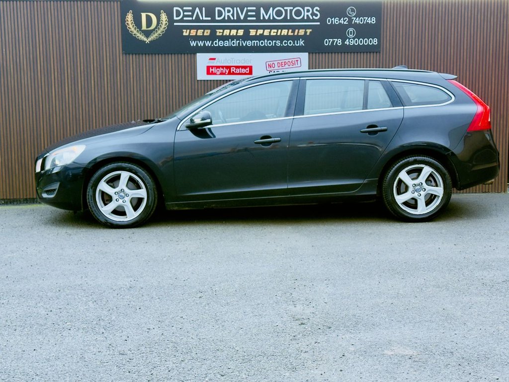 Used Volvo V60 2011 for sale - 76977428: Photo 4