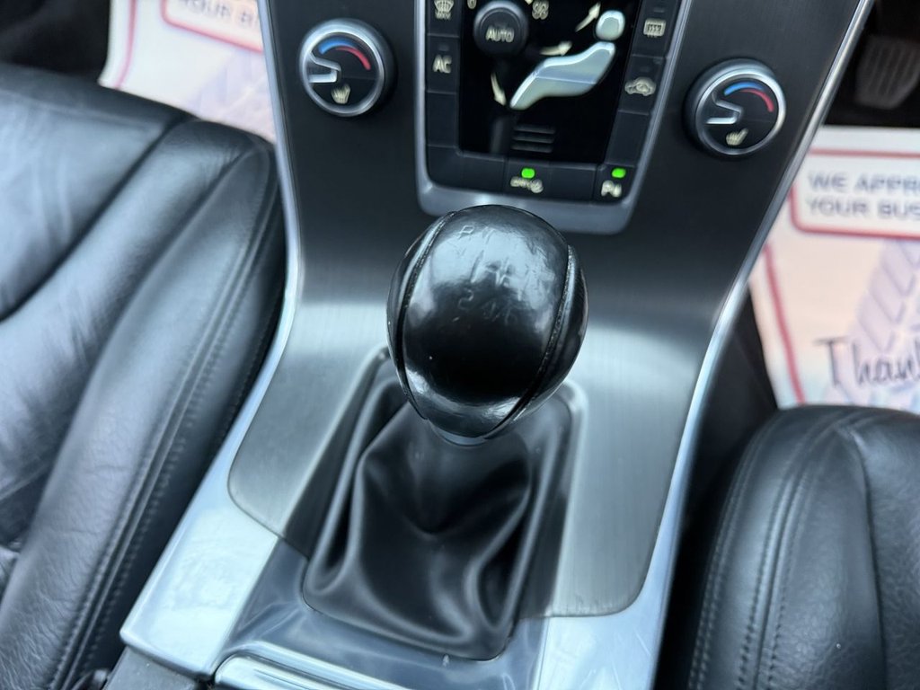 Used Volvo V60 2011 for sale - 76977428: Photo 42