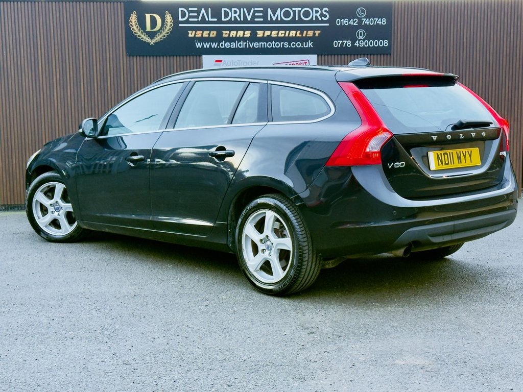 Used Volvo V60 2011 for sale - 76977428: Photo 5