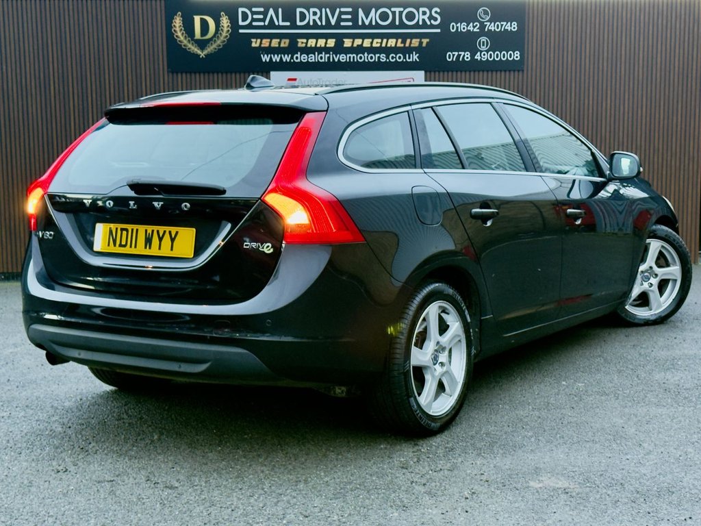 Used Volvo V60 2011 for sale - 76977428: Photo 7