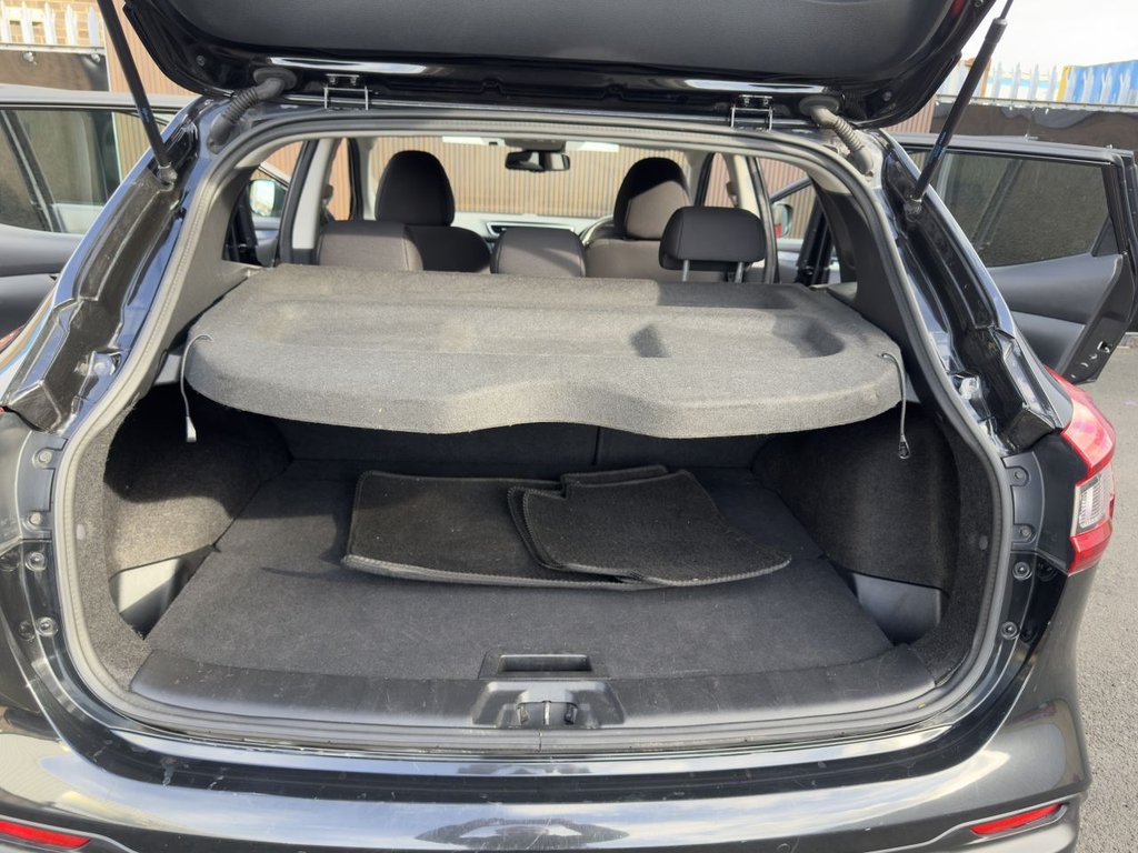 Used Nissan Qashqai 2018 for sale - 77539700: Photo 18