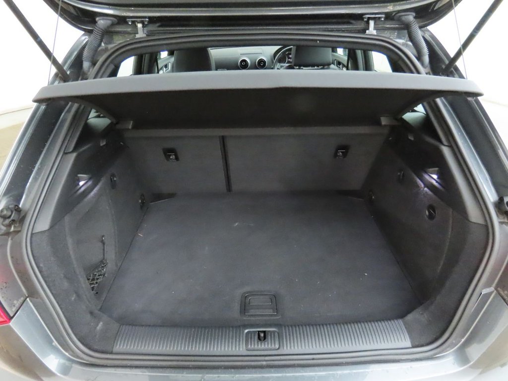 Used Audi A3 2016 for sale - 77643101: Photo 9