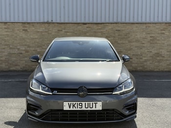 Used Volkswagen Golf 2019 for sale - 75742552: Photo