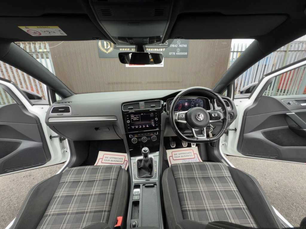 Used Volkswagen Golf 2017 for sale - 76558955: Photo 22