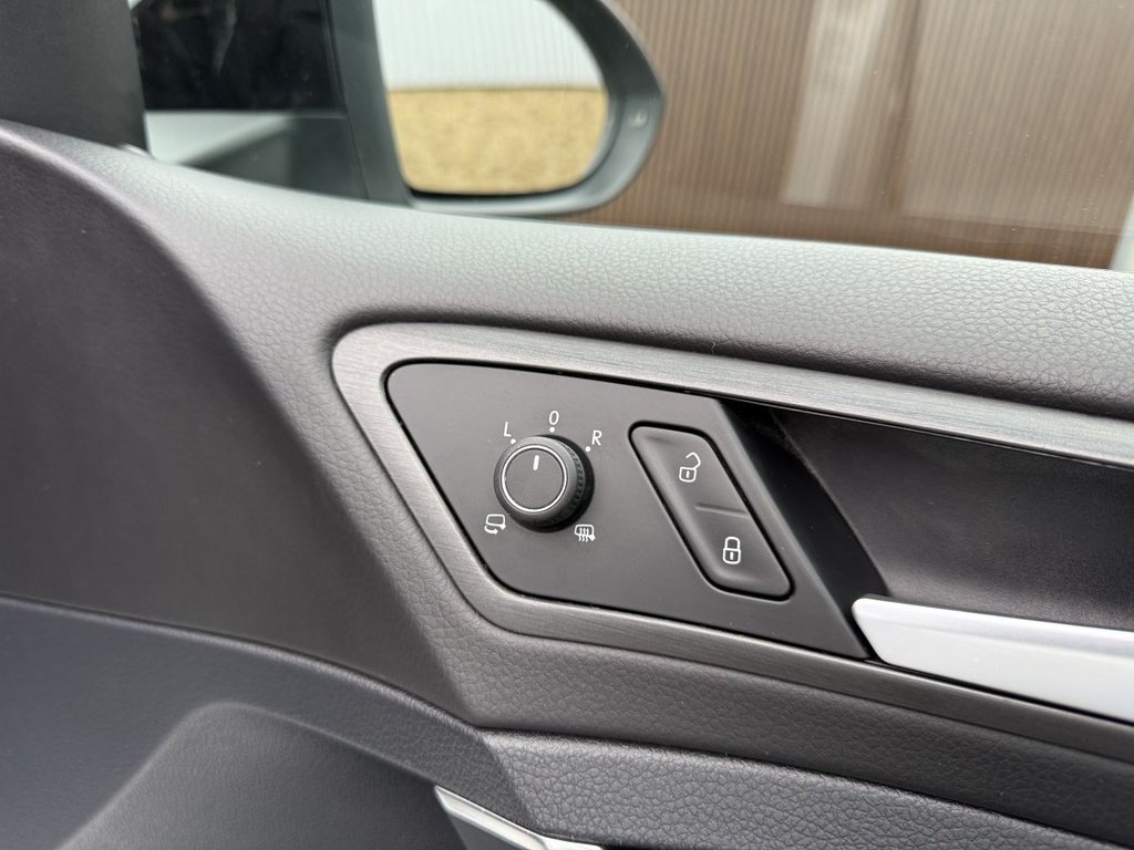 Used Volkswagen Golf 2017 for sale - 76558955: Photo 28