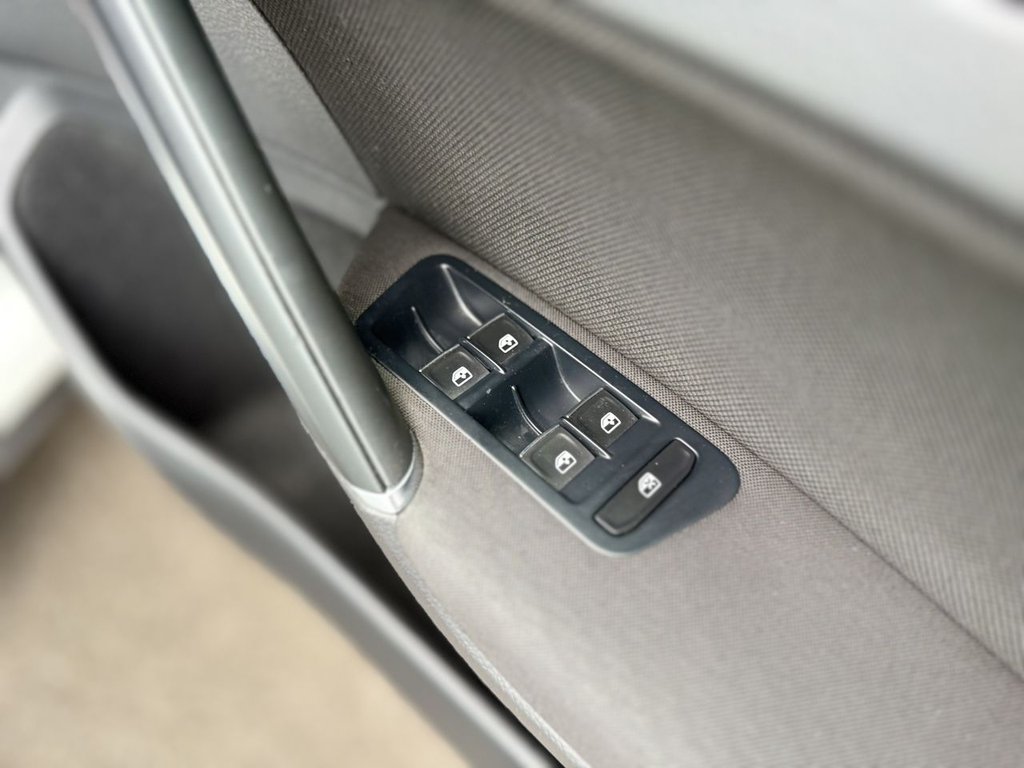 Used Volkswagen Golf 2017 for sale - 76558955: Photo 29