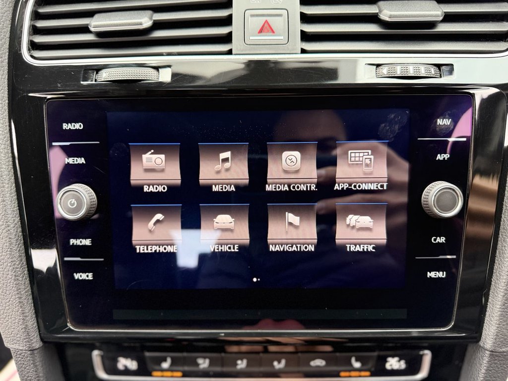 Used Volkswagen Golf 2017 for sale - 76558955: Photo 41