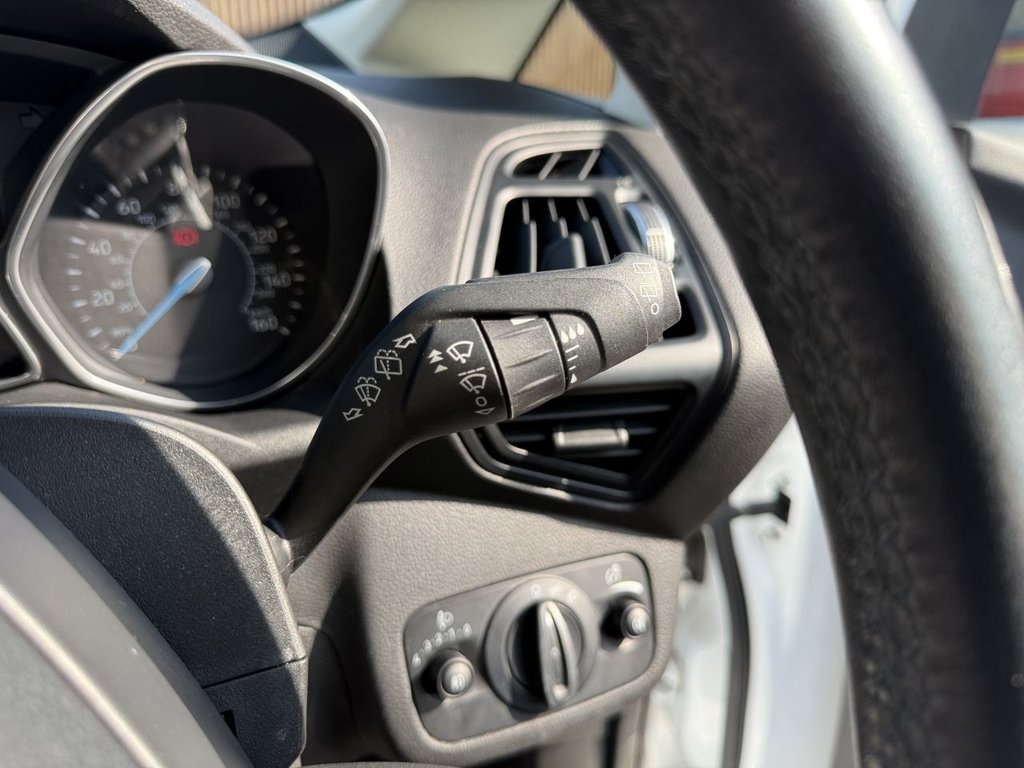 Used Ford C-Max 2018 for sale - 77978930: Photo 32