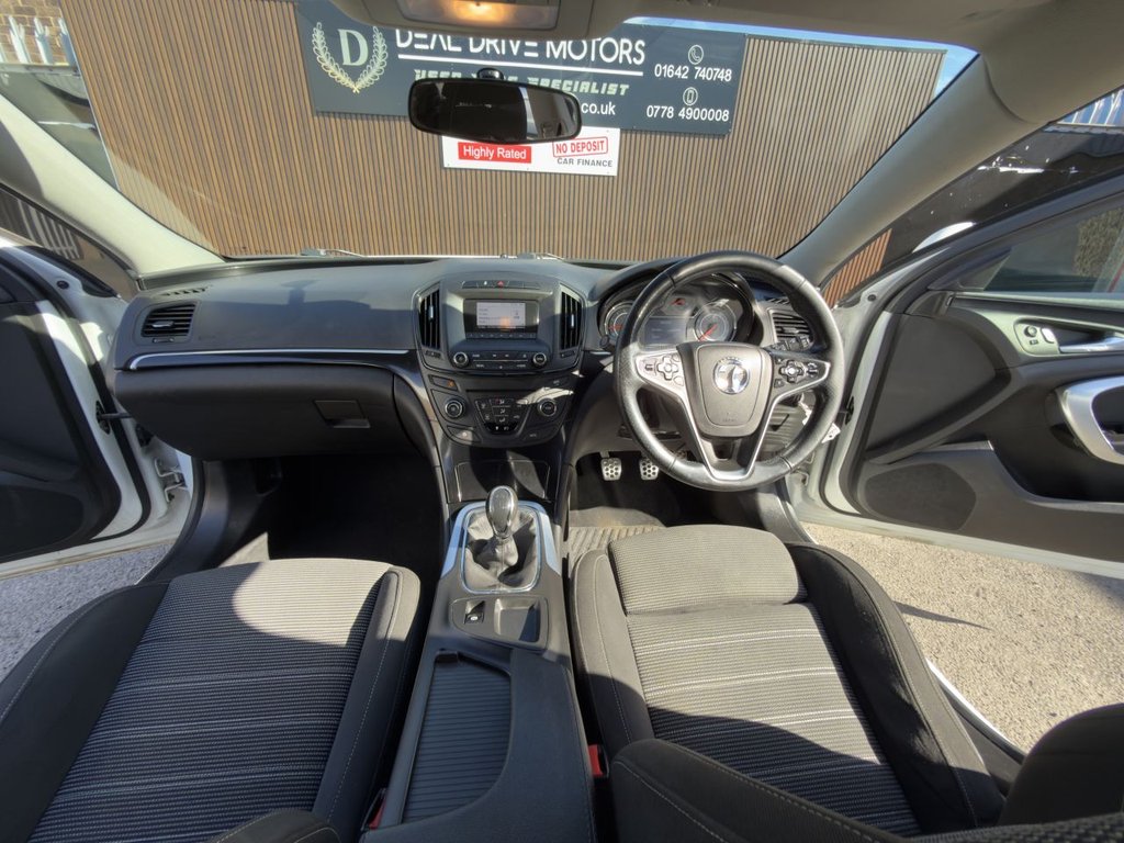 Used Vauxhall Insignia 2015 for sale - 77941677: Photo 25
