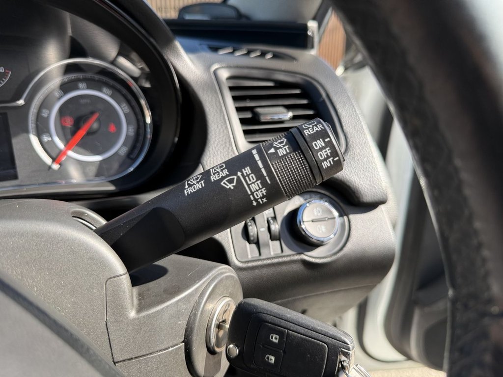 Used Vauxhall Insignia 2015 for sale - 77941677: Photo 29