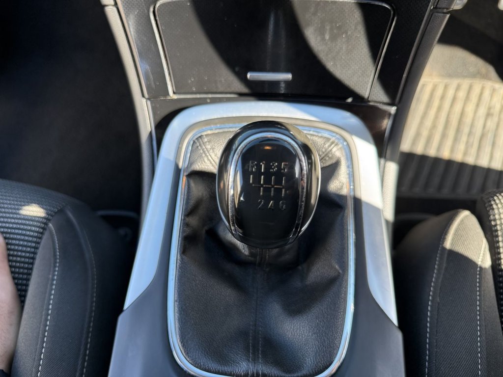 Used Vauxhall Insignia 2015 for sale - 77941677: Photo 42