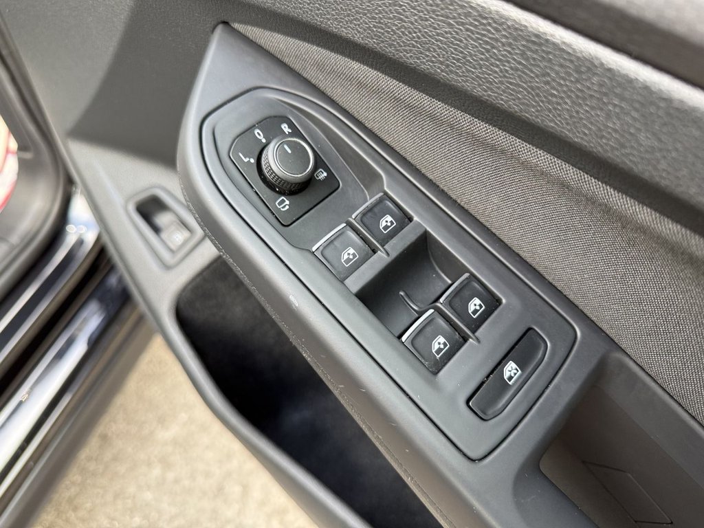 Used Volkswagen Golf 2021 for sale - 77539698: Photo 32