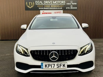 Used Mercedes-Benz E Class 2017 for sale - 76487040: Photo