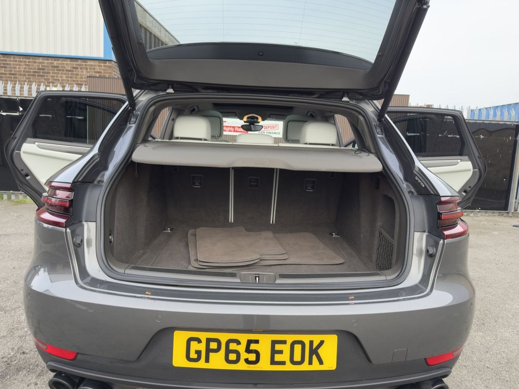 Used Porsche Macan 2020 for sale - 77539708: Photo 14