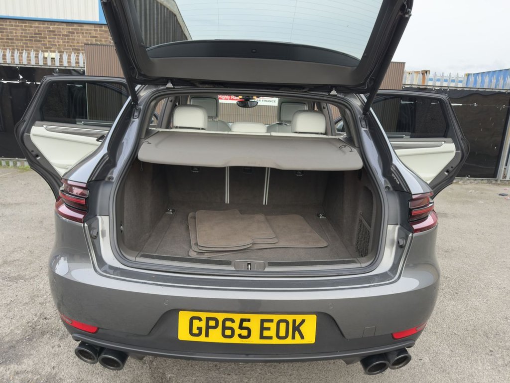 Used Porsche Macan 2020 for sale - 77539708: Photo 15