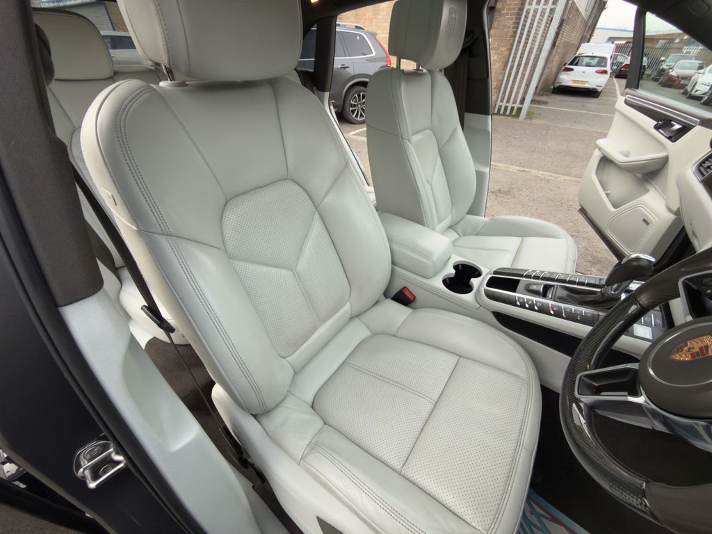 Used Porsche Macan 2020 for sale - 77539708: Photo 16