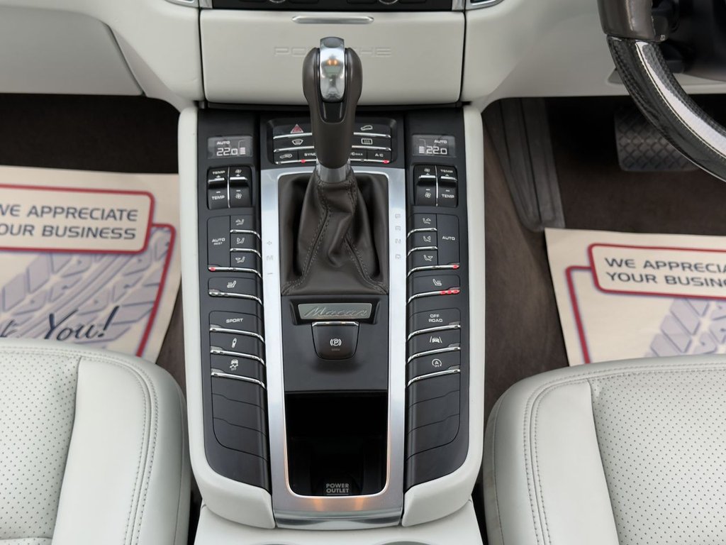 Used Porsche Macan 2020 for sale - 77539708: Photo 30