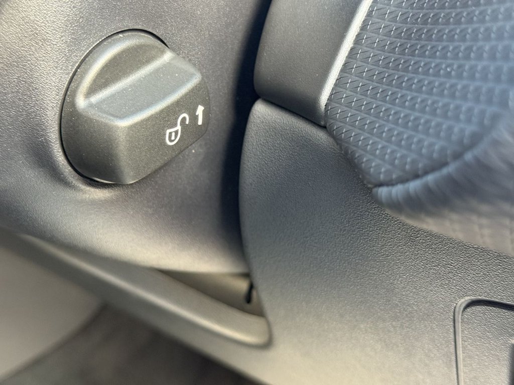 Used Land Rover Range Rover Velar 2018 for sale - 76323344: Photo 40