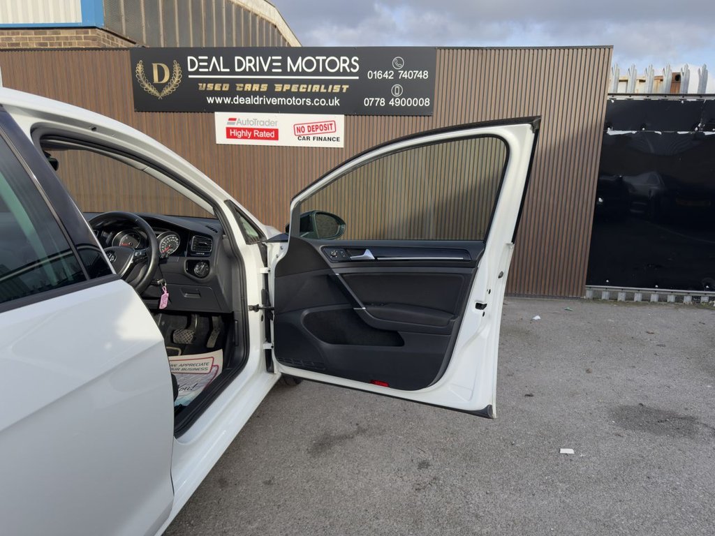 Used Volkswagen Golf 2018 for sale - 77614098: Photo 10