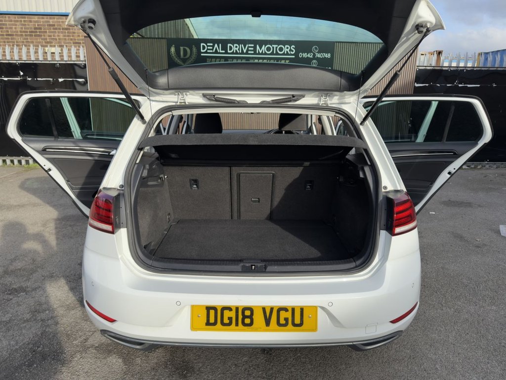 Used Volkswagen Golf 2018 for sale - 77614098: Photo 11