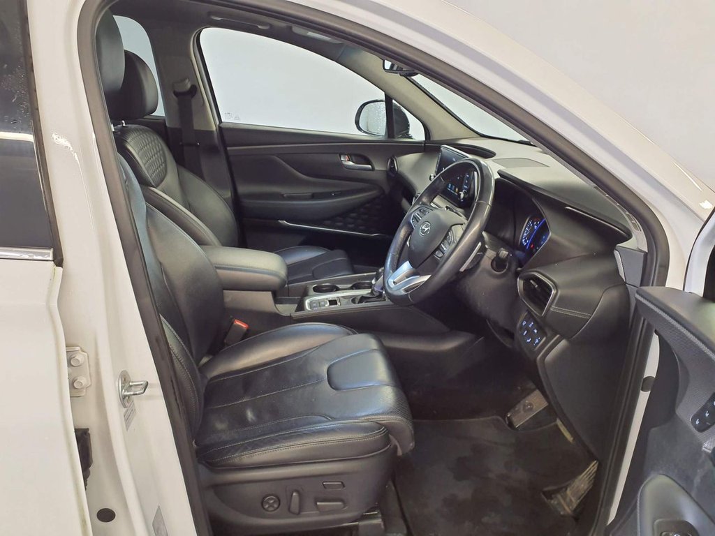 Used Hyundai Santa Fe 2019 for sale - 77239352: Photo 11
